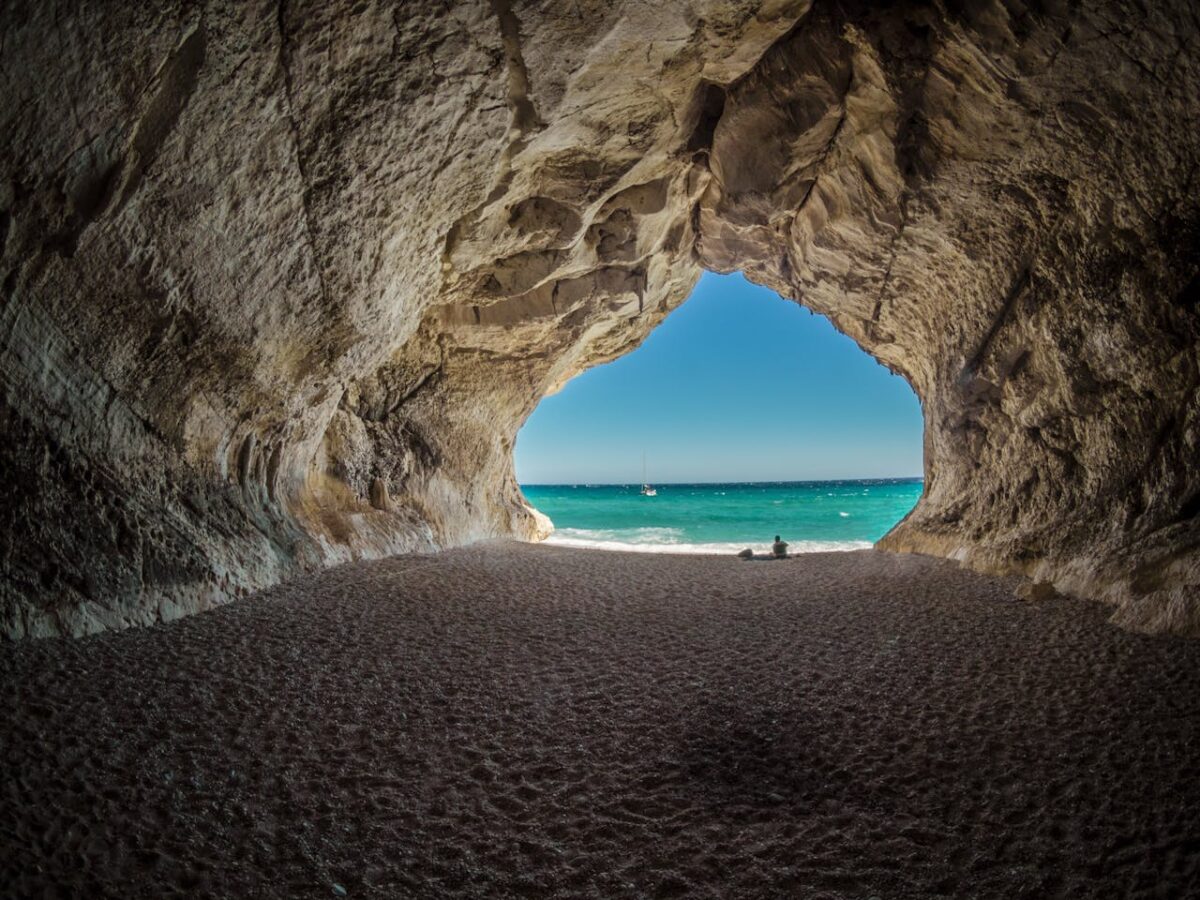 KUZA CAVE + OPTIONAL CULTURAL WORKSHOP